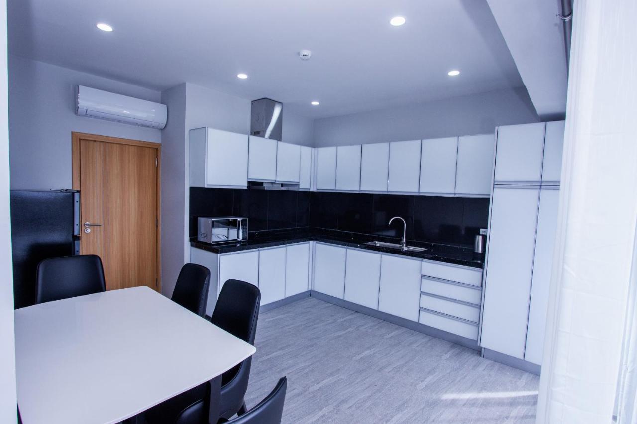 Alina Apart Hotel เบ-รา ภายนอก รูปภาพ